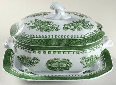 Fitzhugh Green Sauce Boat & Lid with Underplate