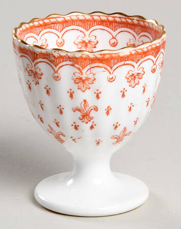 Fleur de Lys Red (4740, Gold Trim) Single Egg Cup