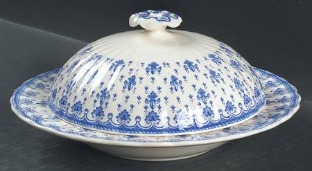 Fleur de Lys Blue (Earthenware, No Trim) Round Covered Butter