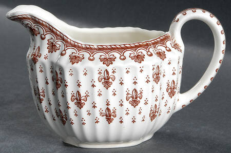 Fleur de Lys Brown (Earthenware, No Trim) Creamer