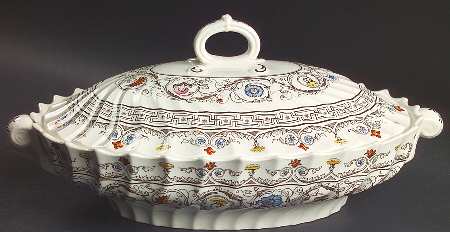 Florence Oval Covered Vegetable