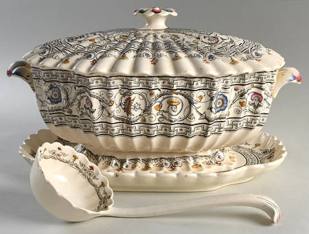 Florence Tureen & Lid w/Ladle & Underplate
