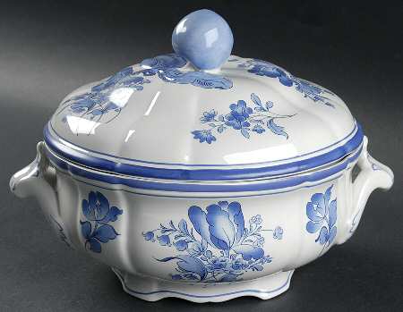 Fontaine Round Covered Vegetable