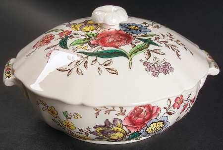 Gainsborough (Marlborough) Small Round Covered Vegetable