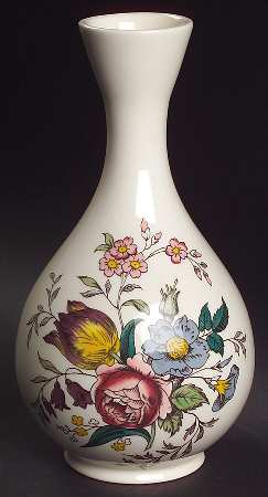 Gainsborough (Marlborough) Bud Vase