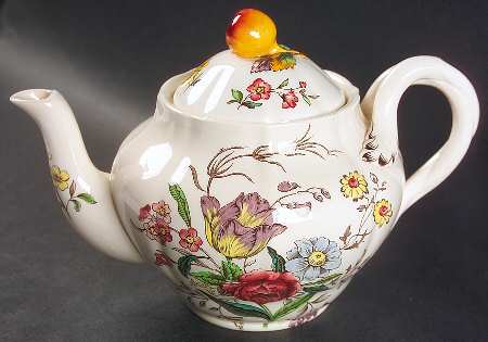 Gainsborough (Marlborough) Small Teapot & Lid