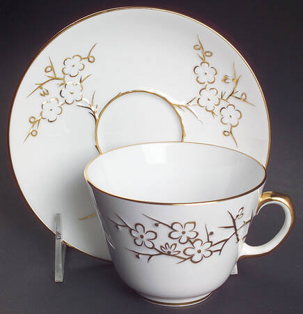 Geisha Gold (Gold Flowers, Gold Trim) Footed Cup & Saucer Set
