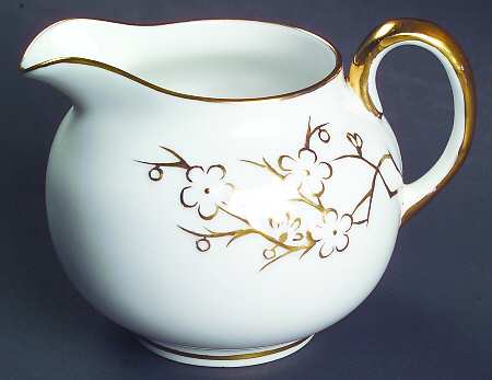 Geisha Gold (Gold Flowers, Gold Trim) Creamer