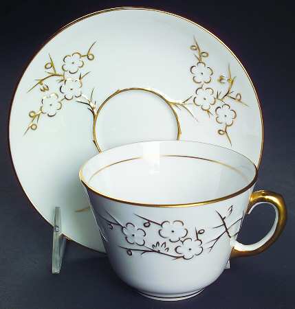Geisha Gold (Gold Flowers, Gold Trim) Footed Cup & Saucer Set