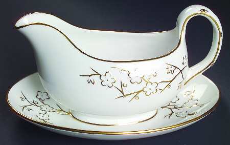 Geisha Gold (Gold Flowers, Gold Trim) Gravy Boat with Attached Underplate