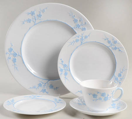 Geisha Light Blue (No Gold Accents) 5 Piece Place Setting