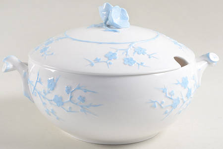 Geisha Light Blue (No Gold Accents) Tureen &  Lid