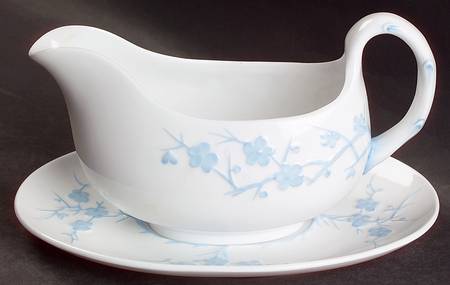 Geisha Light Blue (No Gold Accents) Gravy Boat & Underplate