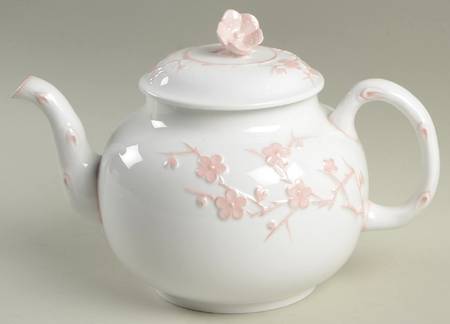 Geisha Light Pink Teapot & Lid