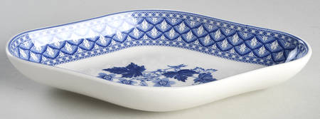 Geranium Blue (Older) Pickle Dish