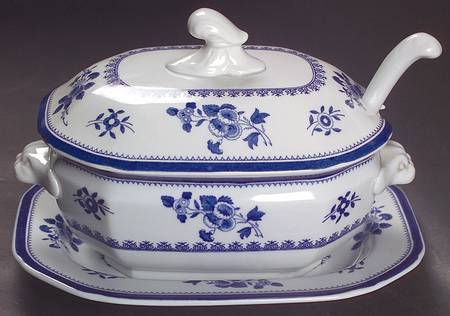 Gloucester (No Trim) Sauce Boat & Lid & Underplate & Ladle