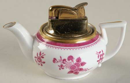 Gloucester Red (Bone) Cigarette Lighter