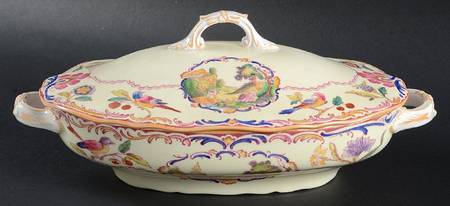 Gobelin (Scalloped, Yellow Trim) Oval Covered Vegetable