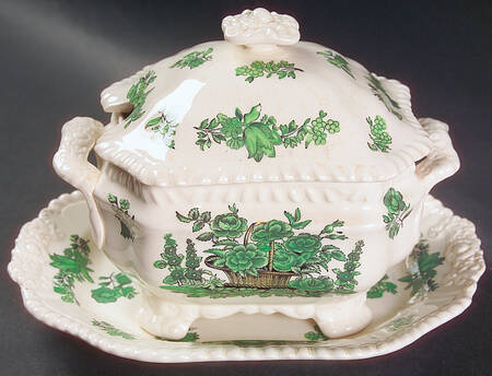 Green Basket (Earthenware, Gadroon, Not Trim) Sauce Boat & Lid with Underplate