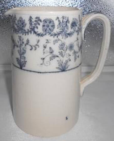 Gray Delhi 32 Oz Pitcher