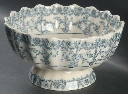 Gray Delhi 9" Large Fruit Bowl