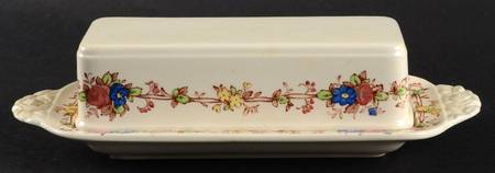 Hazel Dell Off White 1/4 Lb Covered Butter