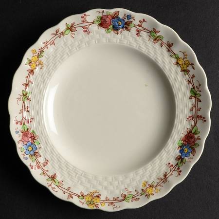 Hazel Dell Off White Small Bread & Butter Plate