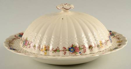Hazel Dell Off White Muffin Dish & Lid