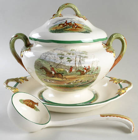 Herring Hunt, The Hunt (Green, Scalloped) Tureen & Lid W/Ladle & Underplate