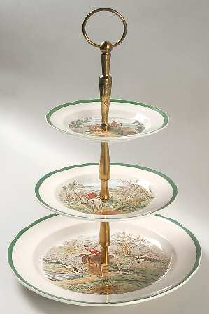 Herring Hunt, The Hunt (Green, Scalloped) 3-Tiered Serving Tray (DP, SP, BB)