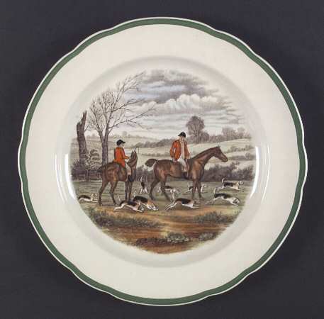Herring Hunt, The Hunt (Green, Scalloped) Dinner Plate