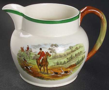 Herring Hunt, The Hunt (Green, Scalloped) 24 Oz Jug