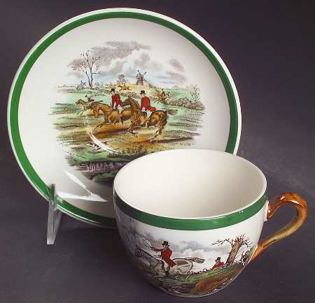 Herring Hunt, The Hunt (Green, Scalloped) Flat Cup & Saucer Set