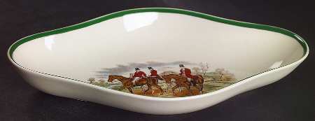 Herring Hunt, The Hunt (Green, Scalloped) Pickle Dish