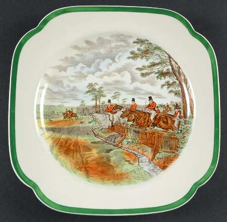 Herring Hunt, The Hunt (Green, Scalloped) Square Luncheon Plate