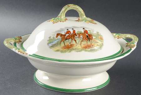 Herring Hunt, The Hunt (Green, Scalloped) Round Covered Vegetable