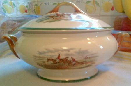 Herring Hunt, The Hunt (Green, Scalloped) Tureen & Lid