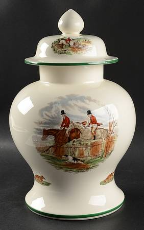 Herring Hunt, The Hunt (Green, Scalloped) Large Ginger Jar & Lid