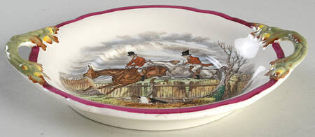 Herring Hunt The Hunt Red Underplate for Sauce Boat