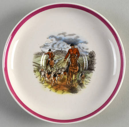 Herring Hunt The Hunt Red Saucer for Flat Demitasse Cup