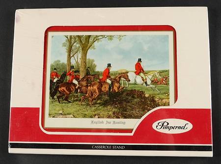 Herring Hunt The Hunt Red Corkback Casserole Stand/Hot Pad