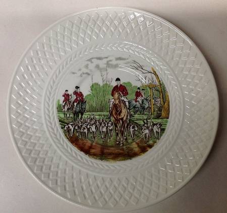 Herring Hunt (Mansard Shape) Saucer for Footed Cream Soup Bowl