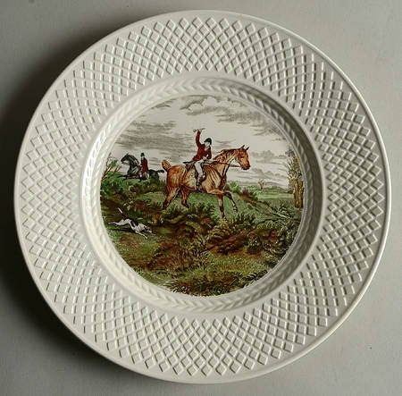 Herring Hunt (Mansard Shape) Luncheon Plate