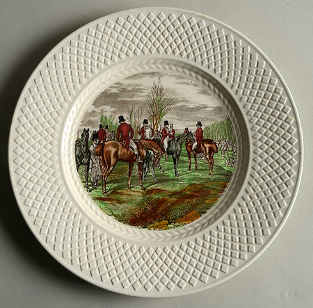 Herring Hunt (Mansard Shape) Luncheon Plate