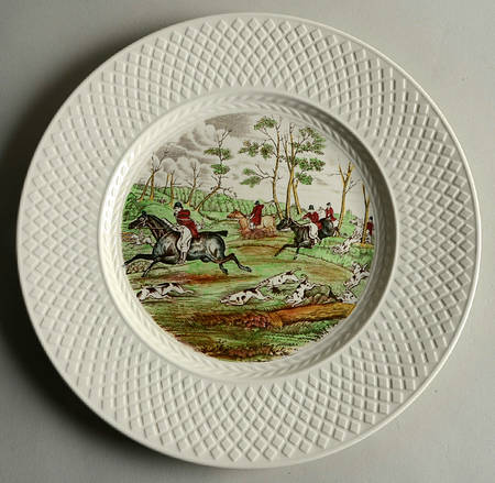 Herring Hunt (Mansard Shape) Dinner Plate