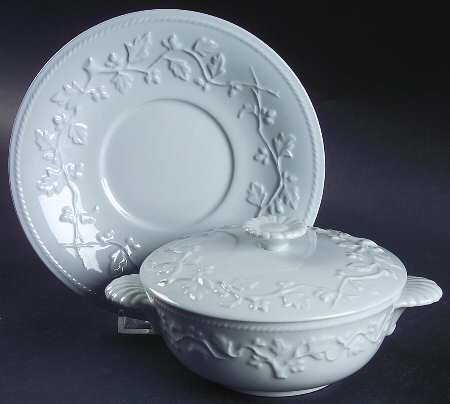 Henry Iv Cream Soup Bowl & Saucer Set with Lid