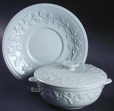Henry Iv Cream Soup Bowl & Saucer Set with Lid
