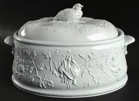 Henry Iv 3 Quart Oval Covered Casserole