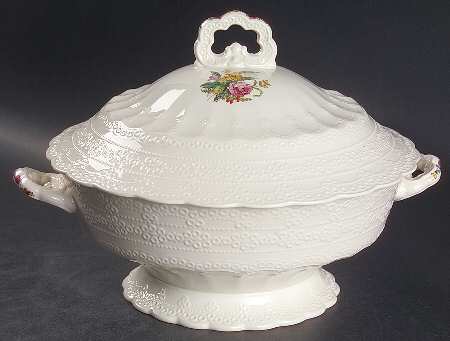 Heath & Rose (Jewel Shape) Round Covered Vegetable