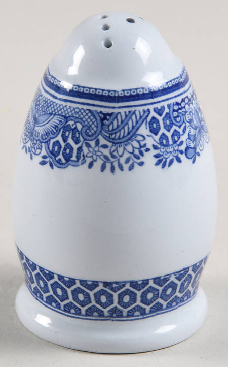 Heritage Blue Pepper Shaker